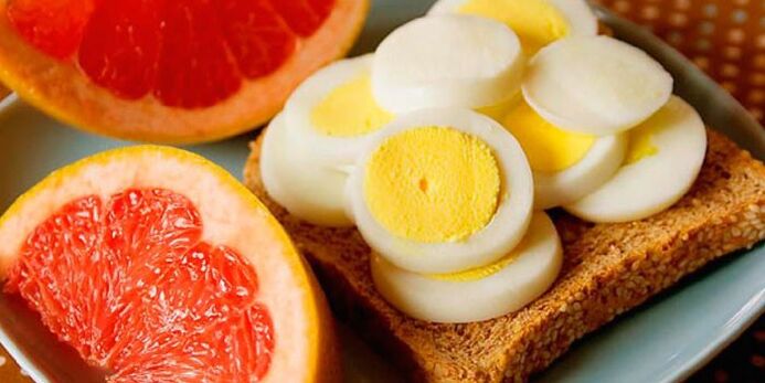 цитрусові і відварені яйця для дієти Маггі